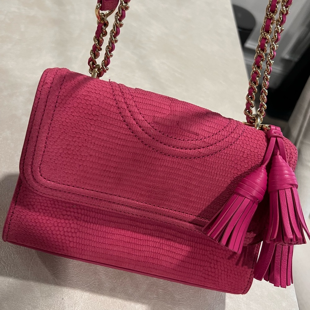 💖Tory Burch Fleming leather snake convertible 💖 - Picture 3 of 11